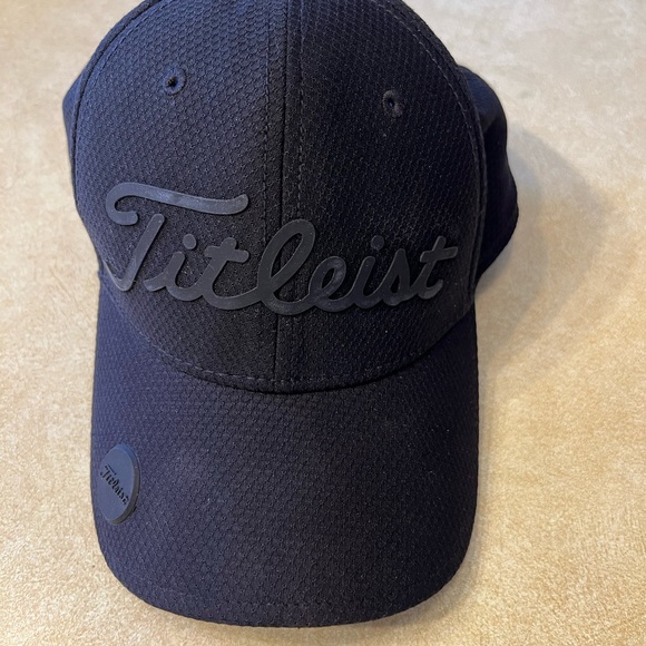 Black Titleist Golf/Baseball Hat